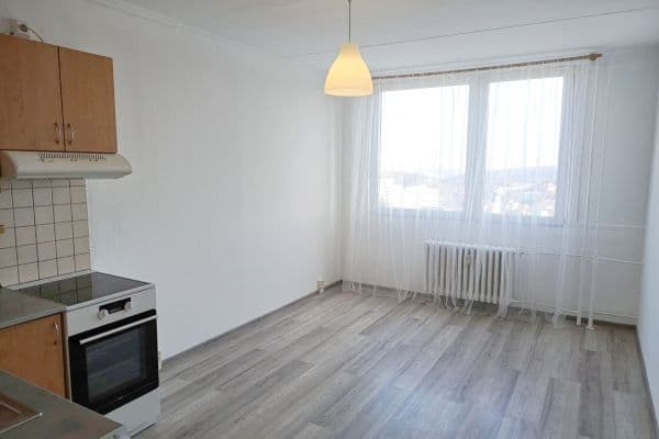 Predaj bytu 2-izbový 40 m², Makovského, Praha Predaj bytu 2-izbový 40 m², Makovského, Praha