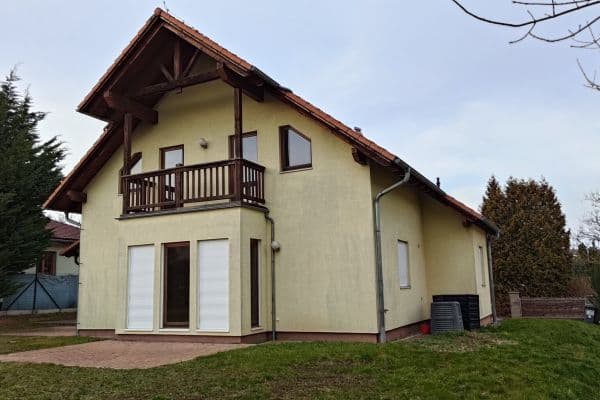 Predaj domu 180 m², pozemek 569 m², Prosincová, Praha Predaj domu 180 m², pozemek 569 m², Prosincová, Praha