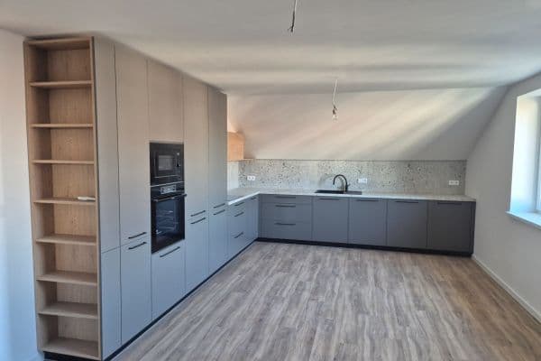 Predaj bytu 3-izbový 77 m², třída Palackého, Kyjov Predaj bytu 3-izbový 77 m², třída Palackého, Kyjov