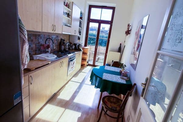 Prenájom bytu 1-izbový 35 m², Jana Uhra, Brno Prenájom bytu 1-izbový 35 m², Jana Uhra, Brno