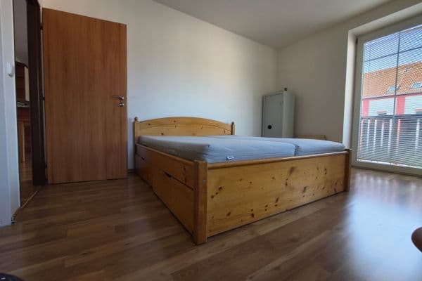 Predaj bytu 3-izbový 86 m², Kaštanová, Milovice Predaj bytu 3-izbový 86 m², Kaštanová, Milovice