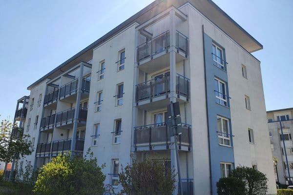 Prenájom bytu 2-izbový 58 m², Bauernfeldallee 17, Nauen, Brandenbursko Prenájom bytu 2-izbový 58 m², Bauernfeldallee 17, Nauen, Brandenbursko