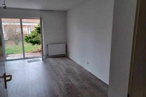 Prenájom bytu 2-izbový 60 m², Bergstraße 7, Mittenwalde Prenájom bytu 2-izbový 60 m², Bergstraße 7, Mittenwalde