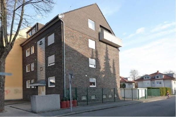 Prenájom bytu 3-izbový 85 m², Kraienbruch 52, Essen, Severné Porýnie - Westfálsko Prenájom bytu 3-izbový 85 m², Kraienbruch 52, Essen, Severné Porýnie - Westfálsko