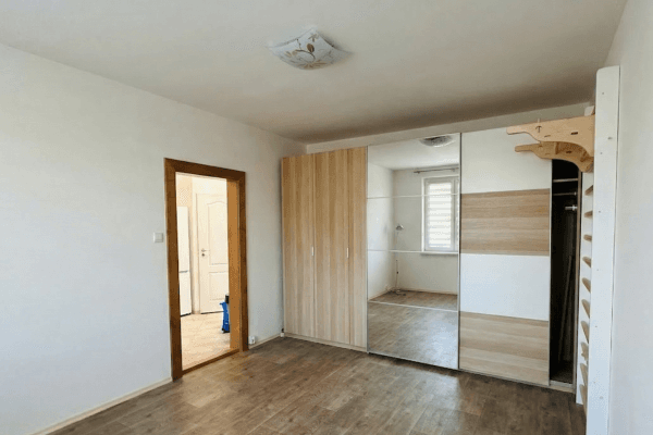 Predaj bytu 1-izbový 37 m², Na Ostrově, Chrudim Predaj bytu 1-izbový 37 m², Na Ostrově, Chrudim