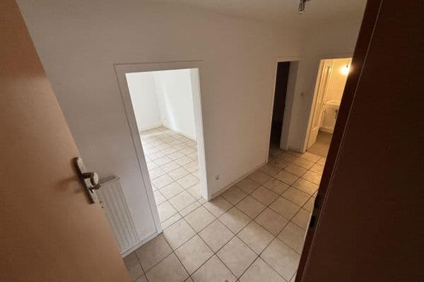 Prenájom bytu 2-izbový 35 m², Hohenzollernstraße 262, Mönchengladbach, Severné Porýnie - Westfálsko Prenájom bytu 2-izbový 35 m², Hohenzollernstraße 262, Mönchengladbach, Severné Porýnie - Westfálsko