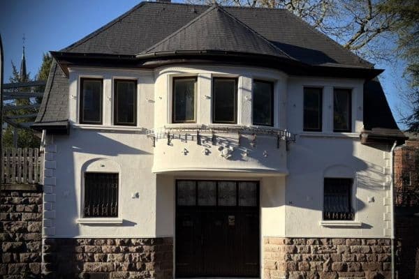 Predaj domu 282 m², pozemek 584 m², Edith-Stein-Straße 34, Wuppertal Predaj domu 282 m², pozemek 584 m², Edith-Stein-Straße 34, Wuppertal