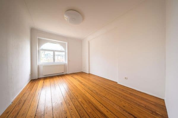 Predaj bytu 3-izbový 68 m², Mönchhaldenstr 105, Stuttgart, Bádensko-Wurttembersko Predaj bytu 3-izbový 68 m², Mönchhaldenstr 105, Stuttgart, Bádensko-Wurttembersko