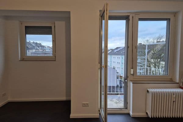 Prenájom bytu 1-izbový 30 m², Düsseldorf, Severné Porýnie - Westfálsko Prenájom bytu 1-izbový 30 m², Düsseldorf, Severné Porýnie - Westfálsko