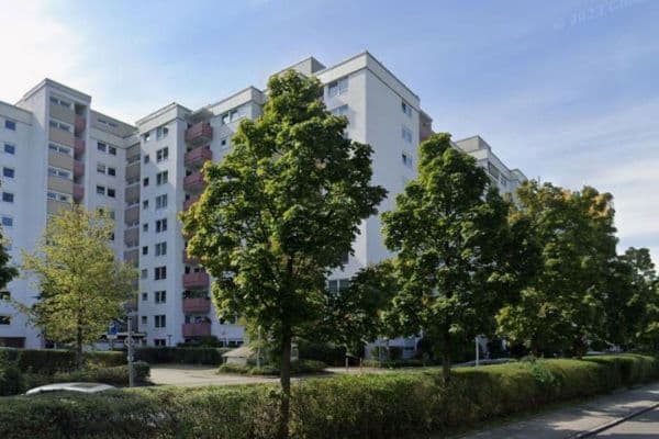 Prenájom bytu 2-izbový 61 m², Münchener Str. 10, Germering, Bavorsko Prenájom bytu 2-izbový 61 m², Münchener Str. 10, Germering, Bavorsko