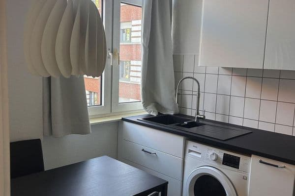 Prenájom bytu 1-izbový 36 m², Kommandanturstraße 10, Hannover, Dolné Sasko Prenájom bytu 1-izbový 36 m², Kommandanturstraße 10, Hannover, Dolné Sasko