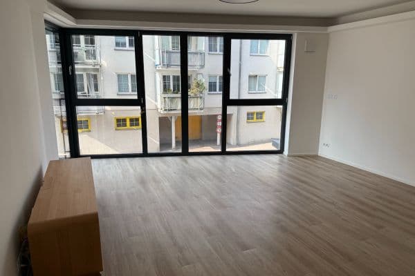 Prenájom bytu 3-izbový 74 m², Na Sypkém, Praha Prenájom bytu 3-izbový 74 m², Na Sypkém, Praha