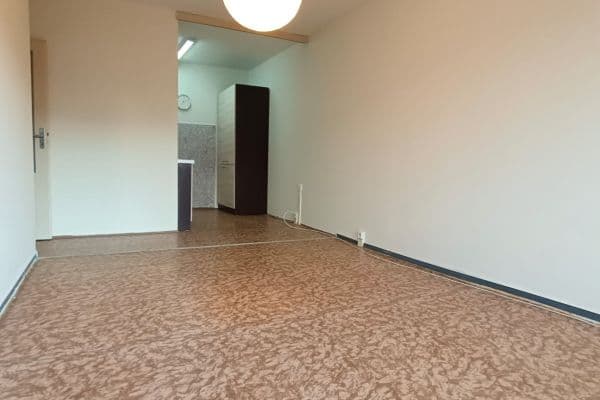 Predaj bytu 2-izbový 45 m², Kurzova, Praha Predaj bytu 2-izbový 45 m², Kurzova, Praha