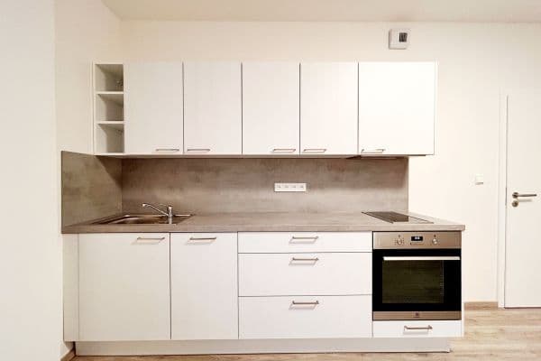 Prenájom bytu 1-izbový 34 m², S. K. Neumanna, Prenájom bytu 1-izbový 34 m², S. K. Neumanna,