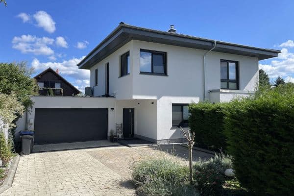 Predaj domu 198 m², pozemek 703 m², Berlin, Berlín Predaj domu 198 m², pozemek 703 m², Berlin, Berlín