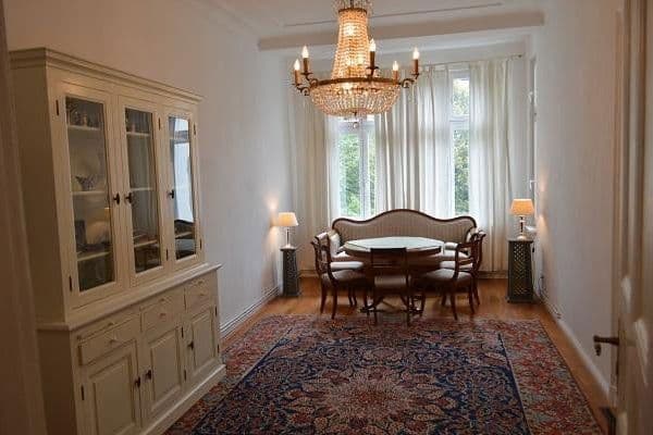 Predaj bytu 3-izbový 93 m², Sophie-Charlotten-Straße 37, Berlin, Berlín Predaj bytu 3-izbový 93 m², Sophie-Charlotten-Straße 37, Berlin, Berlín