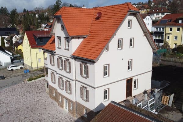 Prenájom bytu 3-izbový 105 m², Lorch Prenájom bytu 3-izbový 105 m², Lorch