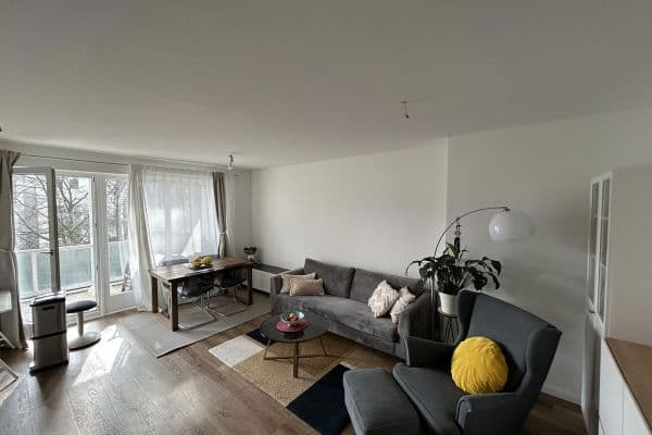 Prenájom bytu 2-izbový 61 m², Hamburg Prenájom bytu 2-izbový 61 m², Hamburg