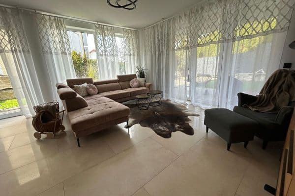 Predaj bytu 3-izbový 104 m², Niefern-Öschelbronn Predaj bytu 3-izbový 104 m², Niefern-Öschelbronn