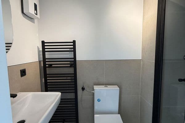 Prenájom bytu 1-izbový 35 m², Neu Löhdorf 17, Solingen Prenájom bytu 1-izbový 35 m², Neu Löhdorf 17, Solingen