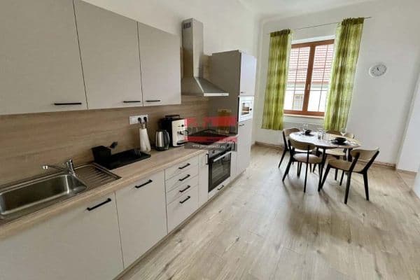 Prenájom bytu 2-izbový 48 m², Široká, Bechyně Prenájom bytu 2-izbový 48 m², Široká, Bechyně