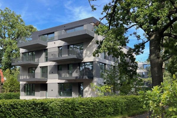 Prenájom bytu 3-izbový 95 m², Ostendorfstraße 37, Berlin, Berlín Prenájom bytu 3-izbový 95 m², Ostendorfstraße 37, Berlin, Berlín