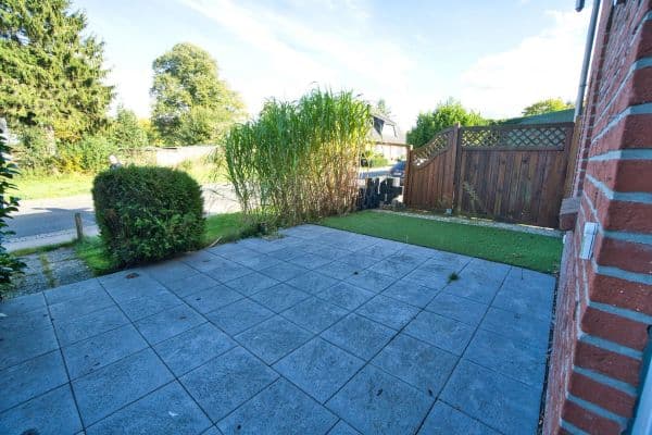 Prenájom bytu 3-izbový 98 m², Glücksstädter Straße 19, Weddelbrook Prenájom bytu 3-izbový 98 m², Glücksstädter Straße 19, Weddelbrook