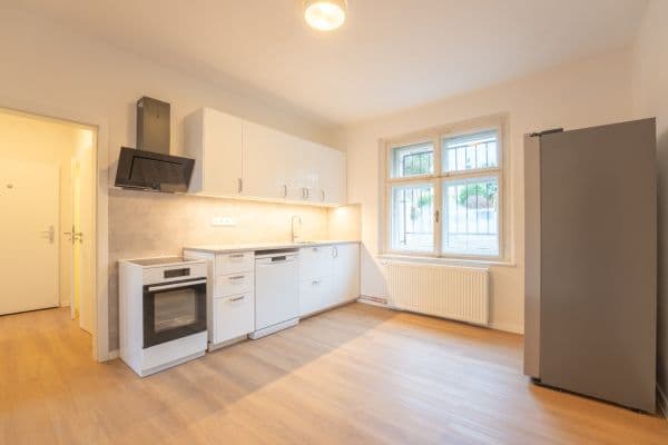 Prenájom bytu 2-izbový 61 m², Gočárova, Ústí nad Labem Prenájom bytu 2-izbový 61 m², Gočárova, Ústí nad Labem