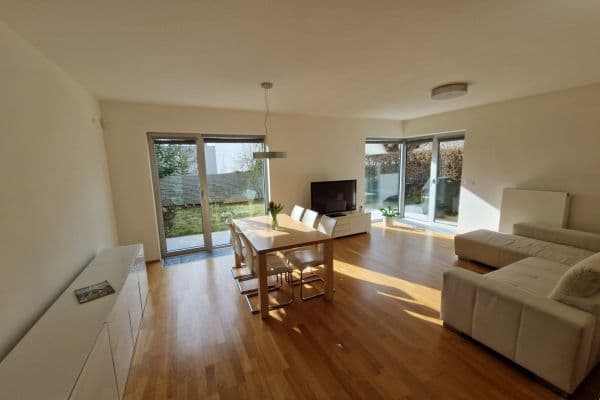 Predaj domu 125 m², pozemek 185 m², Terasy IV, Unhošť Predaj domu 125 m², pozemek 185 m², Terasy IV, Unhošť