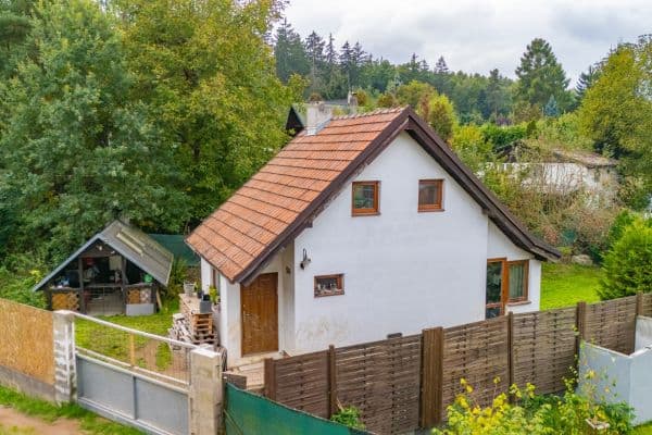 Predaj rekreačného objektu 51 m², pozemek 385 m², Psáry Predaj rekreačného objektu 51 m², pozemek 385 m², Psáry