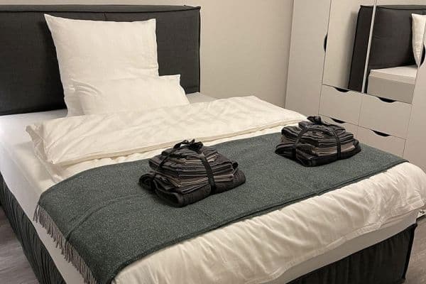 Prenájom bytu 2-izbový 54 m², Rauenthaler Straße 11A, Wiesbaden, Hesensko Prenájom bytu 2-izbový 54 m², Rauenthaler Straße 11A, Wiesbaden, Hesensko