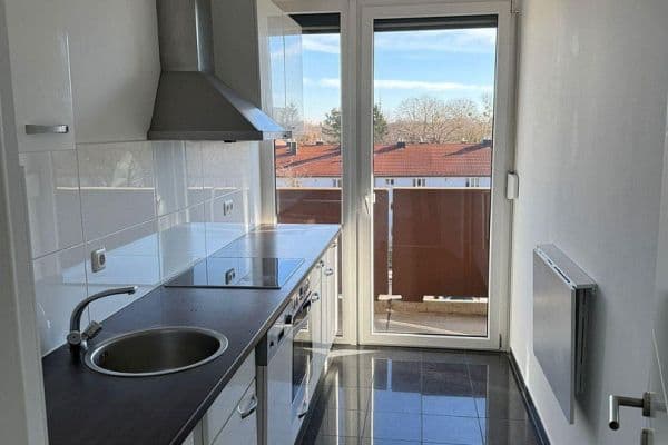 Prenájom bytu 2-izbový 61 m², Brieger Str. 7, München, Bavorsko Prenájom bytu 2-izbový 61 m², Brieger Str. 7, München, Bavorsko