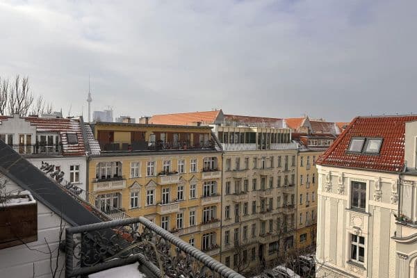 Prenájom bytu 3-izbový 95 m², Berlin, Berlín Prenájom bytu 3-izbový 95 m², Berlin, Berlín