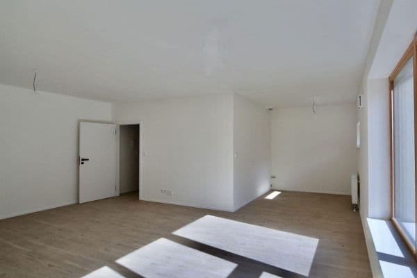 Predaj bytu 4-izbový 105 m², Neusäß Predaj bytu 4-izbový 105 m², Neusäß