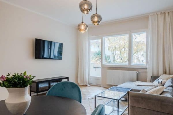 Predaj bytu 3-izbový 75 m², Tile-Wardenberg-Str. 14, Berlin, Berlín Predaj bytu 3-izbový 75 m², Tile-Wardenberg-Str. 14, Berlin, Berlín