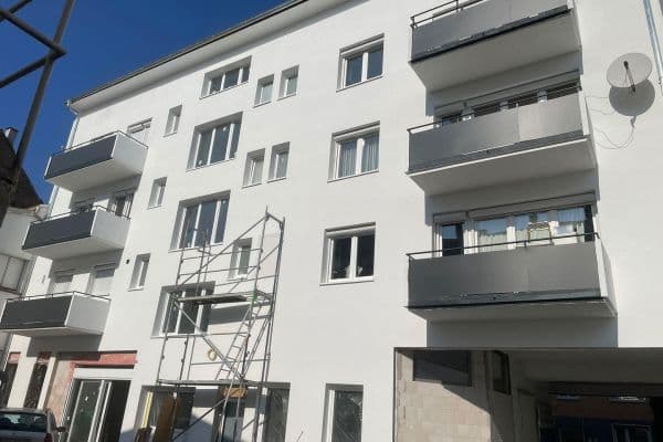 Prenájom bytu 2-izbový 68 m², Hohenstaufenstr. 56, Pforzheim Prenájom bytu 2-izbový 68 m², Hohenstaufenstr. 56, Pforzheim