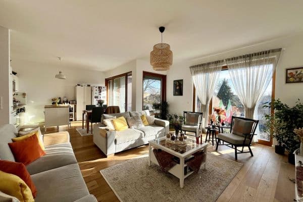 Prenájom bytu 3-izbový 95 m², Neubauernstr. 2C, Wildau Prenájom bytu 3-izbový 95 m², Neubauernstr. 2C, Wildau