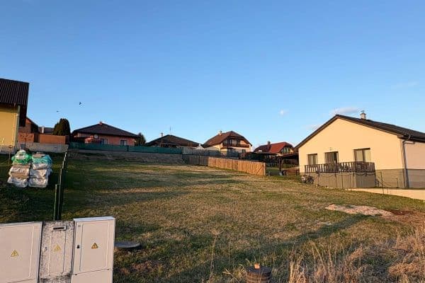 Predaj pozemku 812 m², K Potoku, Plaňany Predaj pozemku 812 m², K Potoku, Plaňany