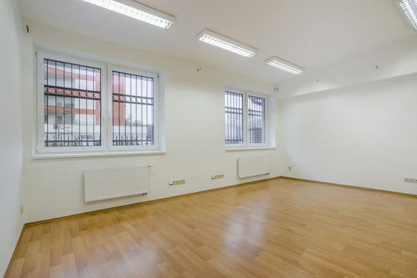 Prenájom kancelárie 29 m², Nademlejnská, Praha Prenájom kancelárie 29 m², Nademlejnská, Praha