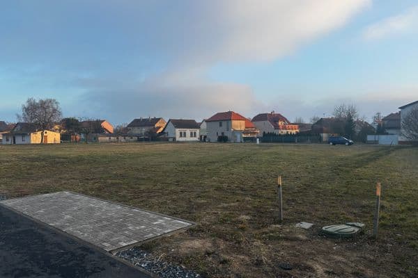 Predaj pozemku 740 m², Libice nad Cidlinou Predaj pozemku 740 m², Libice nad Cidlinou