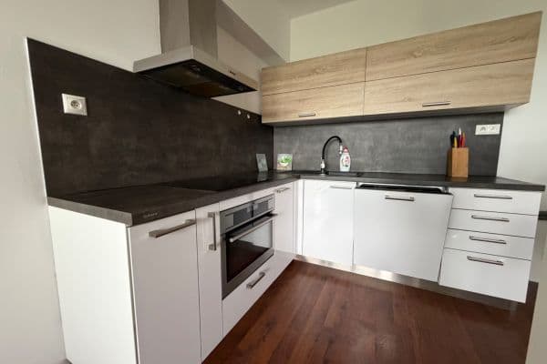Predaj bytu 2-izbový 48 m², V Honech, Klecany Predaj bytu 2-izbový 48 m², V Honech, Klecany