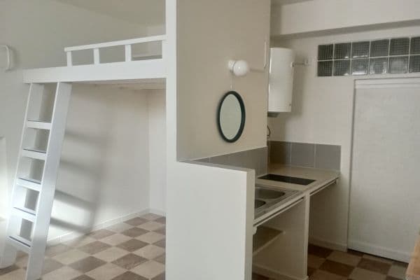 Prenájom nebytového priestoru 25 m², Krátká, Praha, Praha Prenájom nebytového priestoru 25 m², Krátká, Praha, Praha