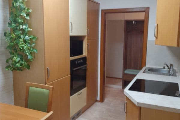 Predaj bytu 3-izbový 65 m², Sídliště Za Stadionem, Kyjov Predaj bytu 3-izbový 65 m², Sídliště Za Stadionem, Kyjov