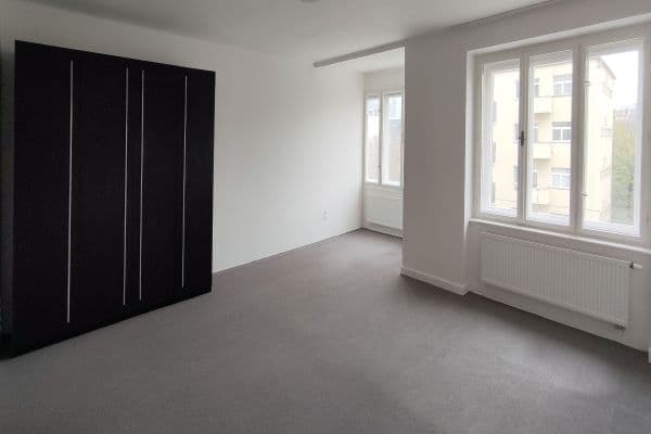 Prenájom bytu 2-izbový 46 m², Renneská třída, Brno Prenájom bytu 2-izbový 46 m², Renneská třída, Brno