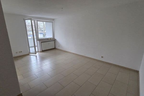 Prenájom bytu 2-izbový 55 m², Giebelstr.13a, Stuttgart, Bádensko-Wurttembersko Prenájom bytu 2-izbový 55 m², Giebelstr.13a, Stuttgart, Bádensko-Wurttembersko