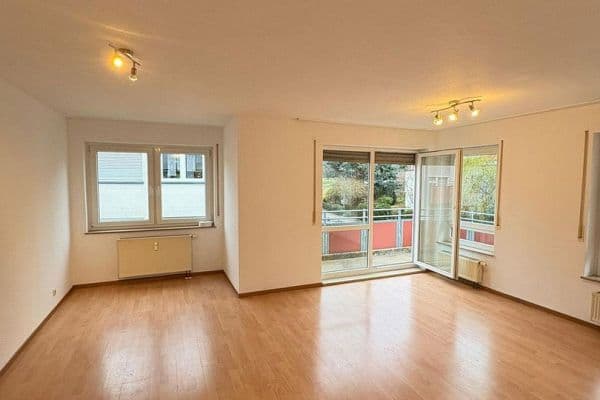 Prenájom bytu 2-izbový 61 m², Schillerstraße 10, Pfullingen Prenájom bytu 2-izbový 61 m², Schillerstraße 10, Pfullingen