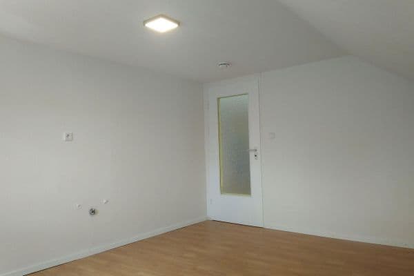 Prenájom bytu 2-izbový 45 m², Bezirksstraße, Alzenau Prenájom bytu 2-izbový 45 m², Bezirksstraße, Alzenau