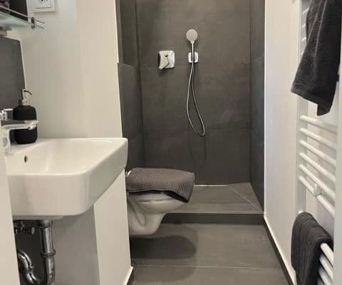 Prenájom bytu 1-izbový 25 m², Gumprechtstr. 2, Köln, Severné Porýnie - Westfálsko Prenájom bytu 1-izbový 25 m², Gumprechtstr. 2, Köln, Severné Porýnie - Westfálsko