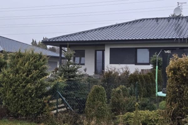 Predaj bytu 4-izbový 115 m², Malá Hraštice Predaj bytu 4-izbový 115 m², Malá Hraštice