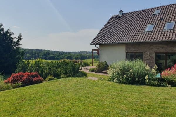 Predaj domu 248 m², pozemek 1.269 m², Olešky Predaj domu 248 m², pozemek 1.269 m², Olešky